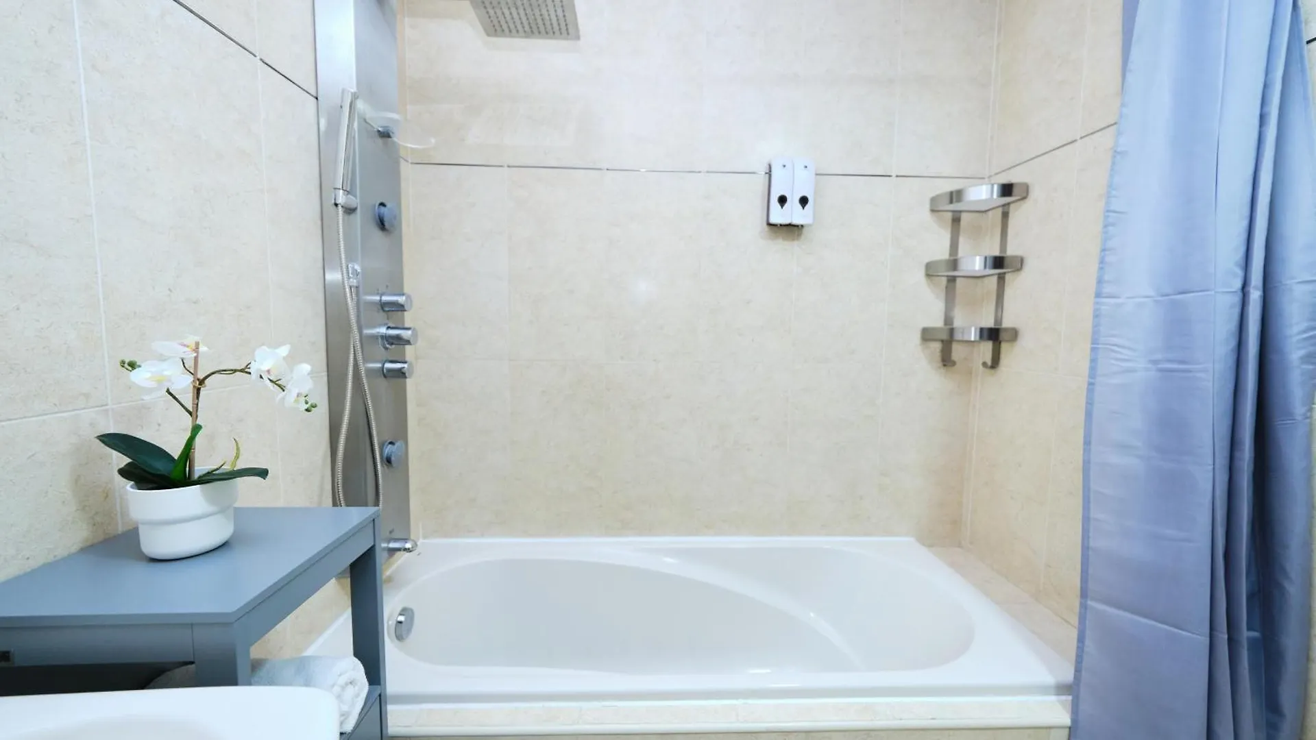 Comodidad Pensando En Tus Vacaciones Fuengirola